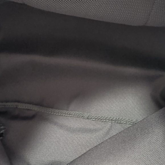 Athleta Diem Tote Bag Grey NWT - Picture 6 of 6